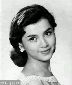 去世的港台明星,缅怀那些闪耀过的星辰